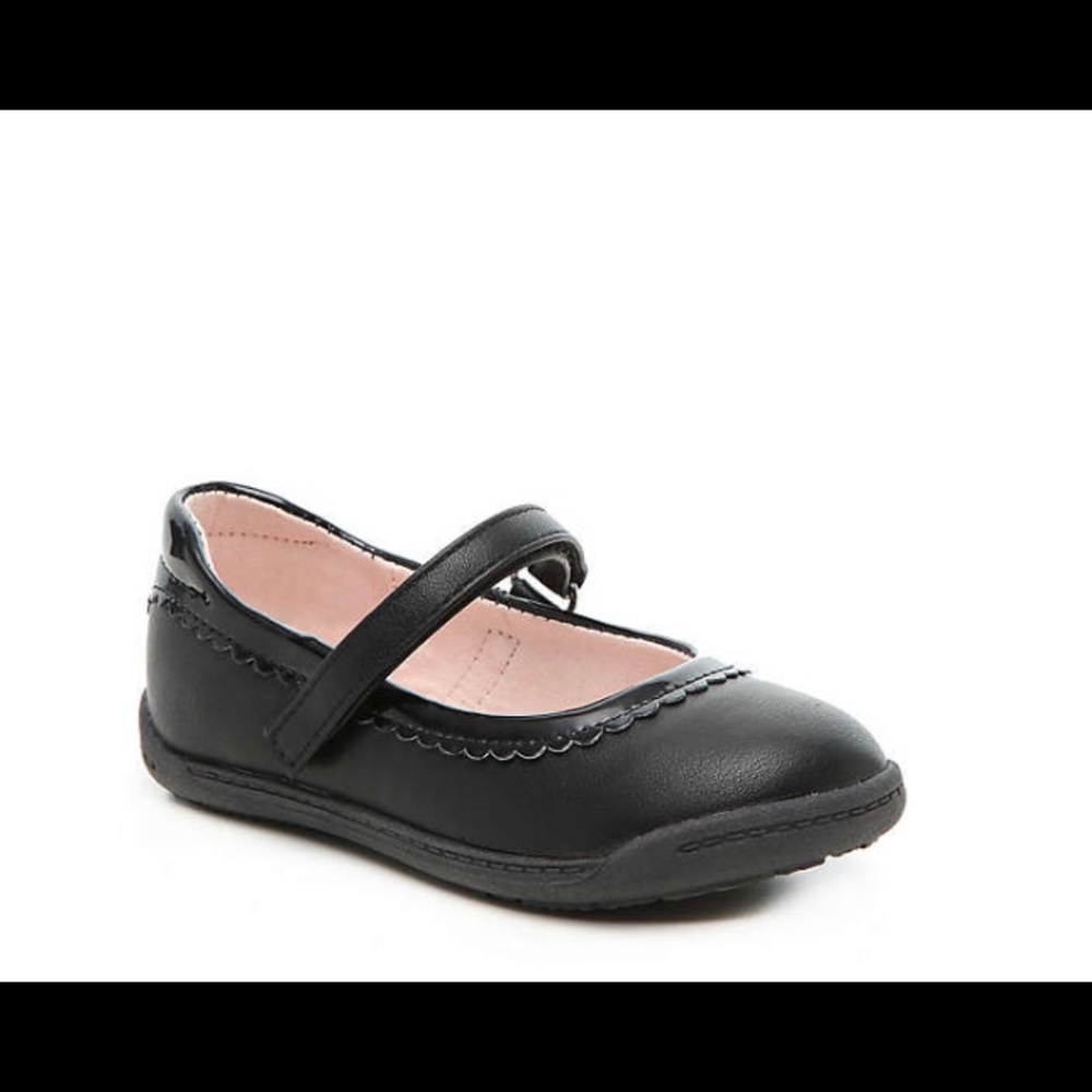 Olive and Eddie Girls shoes 9m Toddler Size NIB